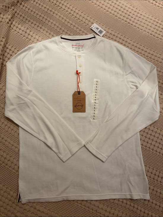 Original Weatherproof Vintage Other - Weatherproof Vintage Men's White Long-Sleeve Henley